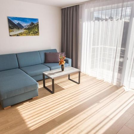 City Apartment Poprad Dış mekan fotoğraf