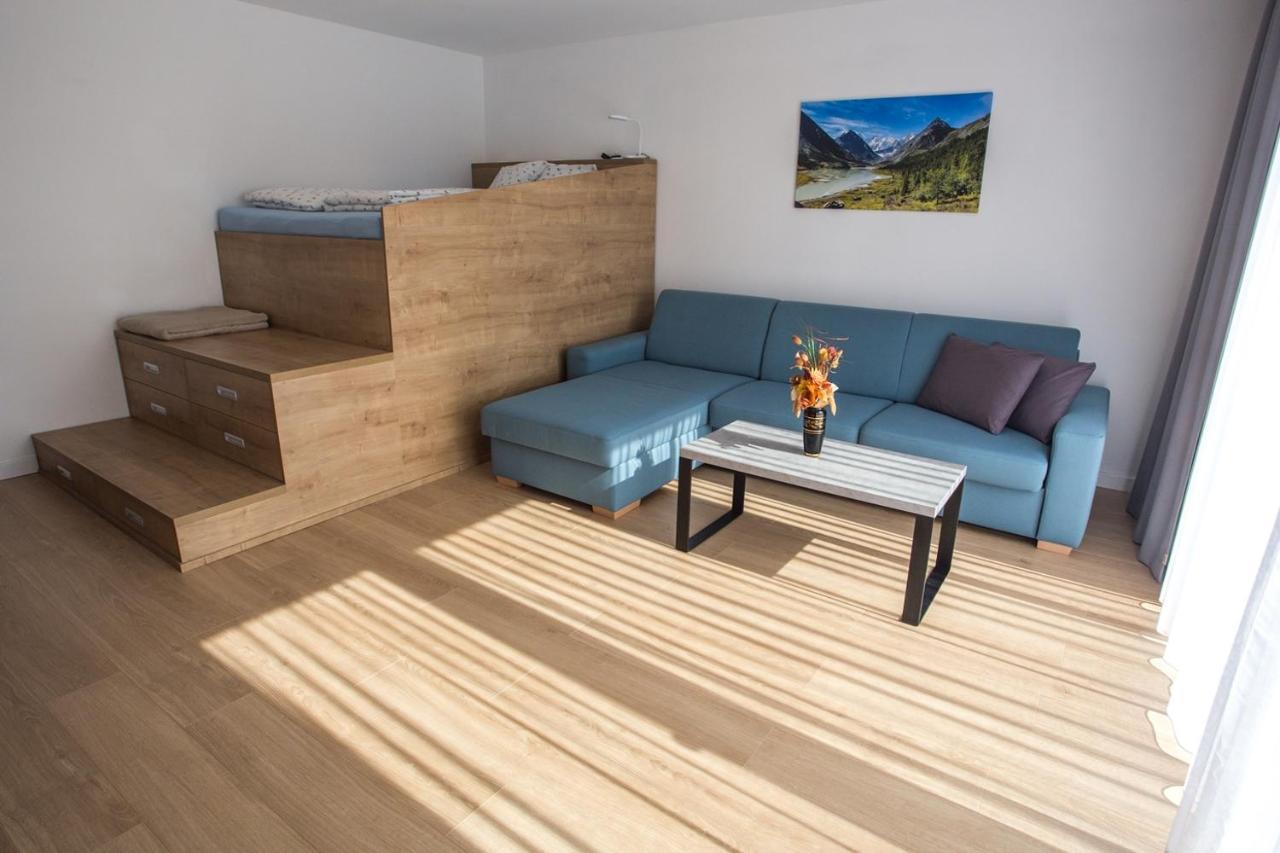 City Apartment Poprad Dış mekan fotoğraf