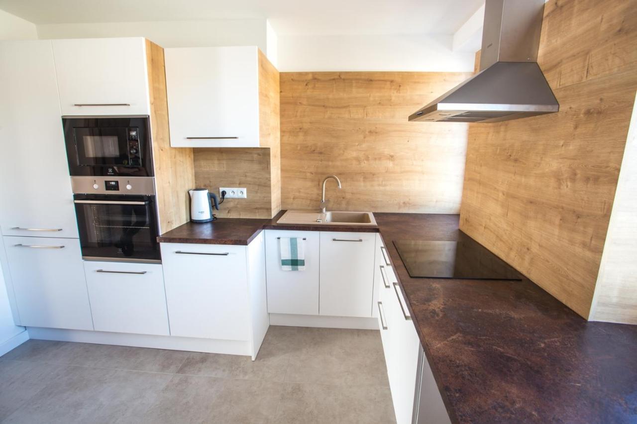 City Apartment Poprad Dış mekan fotoğraf
