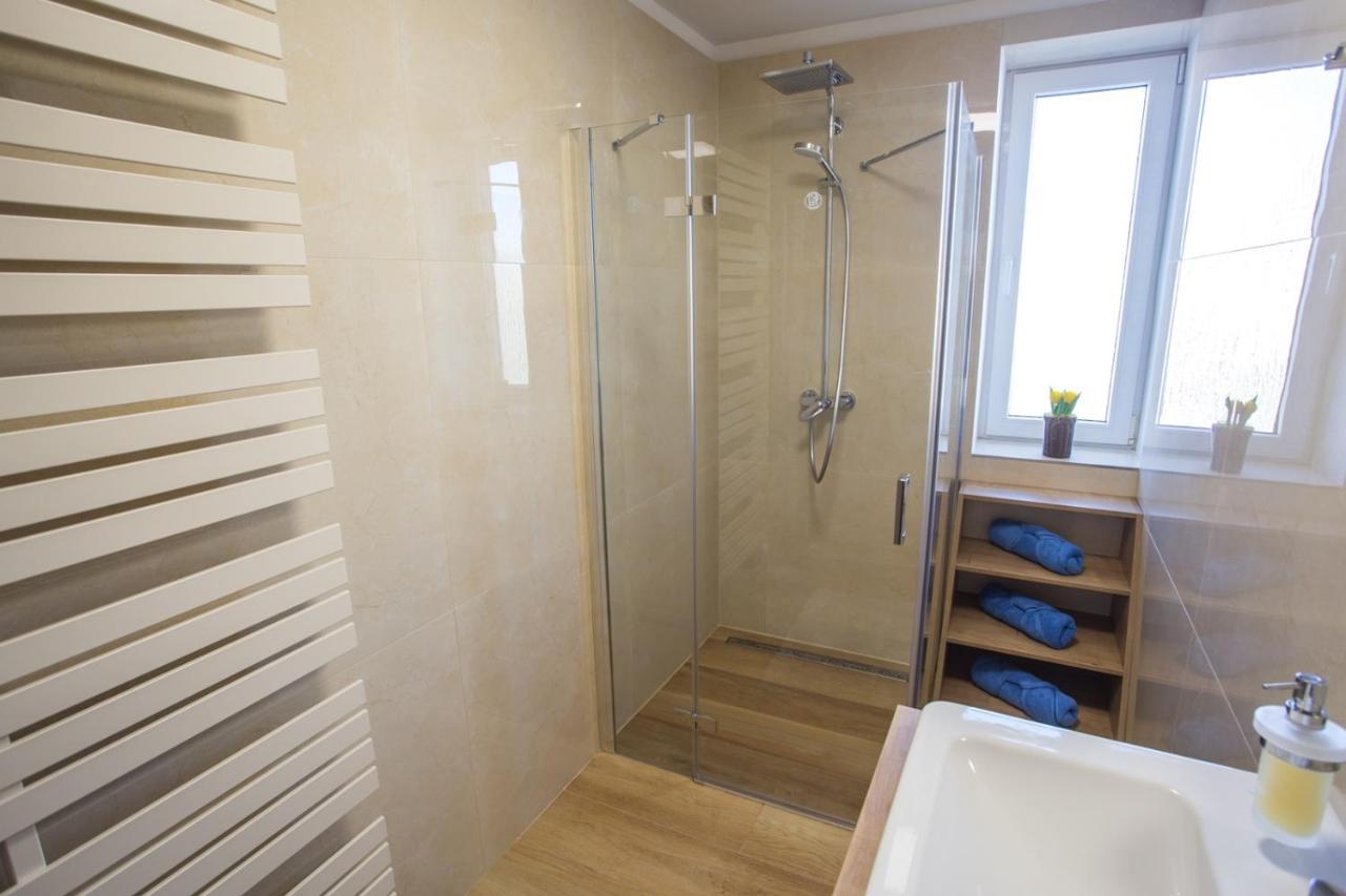 City Apartment Poprad Dış mekan fotoğraf
